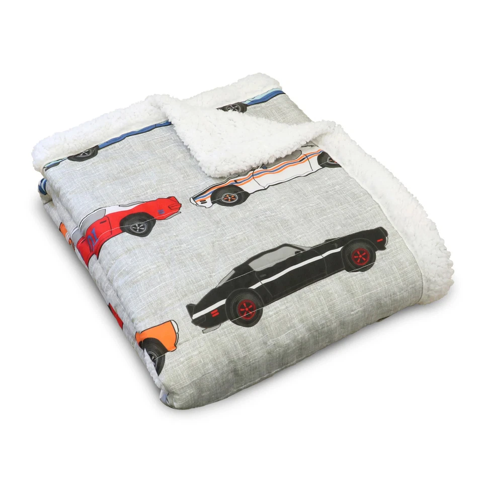 Coches de carreras Lush Decor Sherpa Throw Foto 2 de 4
