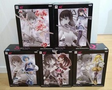Madoka Magica SQ Figure Set of 5 Madoka Homura Mami Sayaka Kyoko Displayed