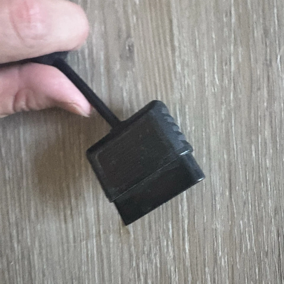 Guitarra PS2 Playstation 2 Guitar Hero con cable roja octano 95077.805 con correa probada Foto 4 de 4