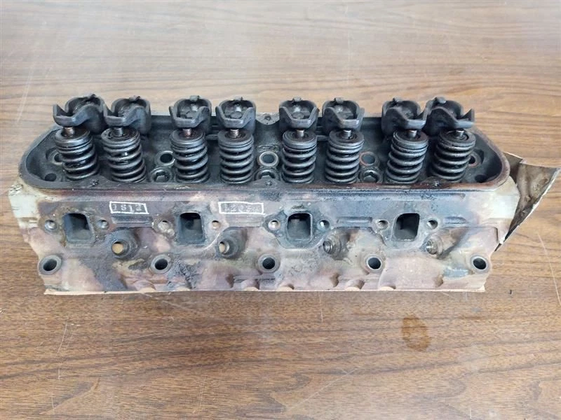 Culata 8-351W 5,8L 83-91 CROWN VICTORIA 8074528 Foto 4 de 4