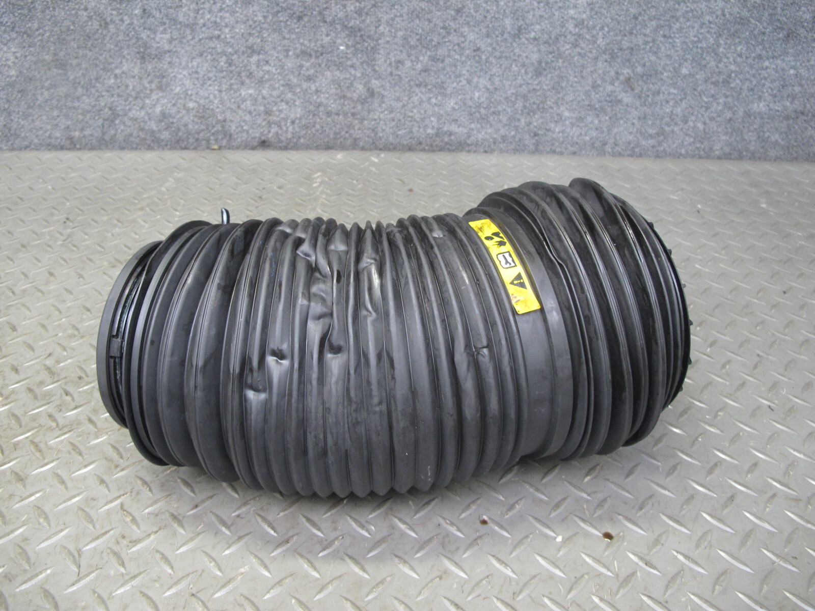 2017-2020 MASERATI LEVANTE M161 REAR RIGHT AIR SPRING BAG STRUT