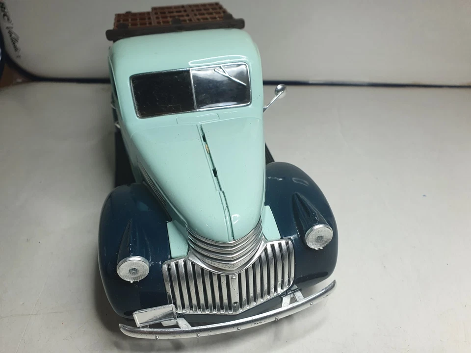 SOLIDO 1/19 CHEVROLET  1946 PLATEAU BRASSEUR L'ESCALE BON ETAT SANS BOITE amb G6 - Photo 2/4