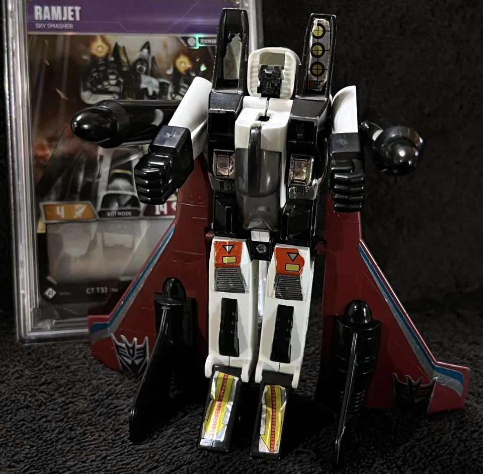 G1 1985 RAMJET • 100% COMPLETE • PSA CARD HASBRO STAMP • VINTAGE G1 TRANSFORMERS - Image 3 of 4