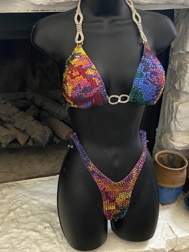 figure / women physique suit