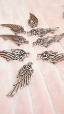 PEPPERLONELY Brand, 30pc Antiqued Silver Tone Charms, Wing rose 