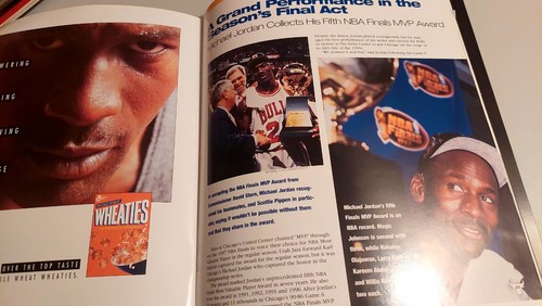 1997 Chicago Bulls BasketBull Magazine Vol. 7 #7 Bulls 5th Title Issue - Picture 5 of 9