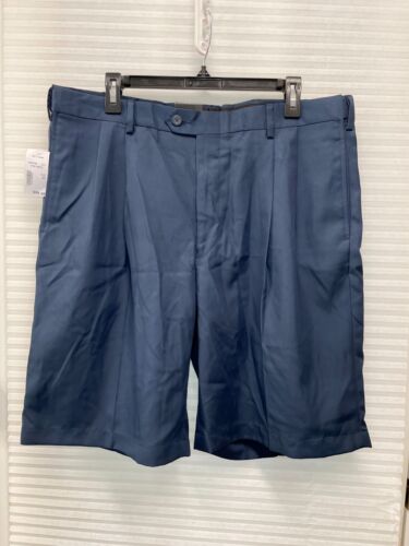 Jos A Bank Mens Travelers Performance W/ Style Shorts Pleated Front Size 38 NWT