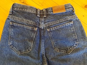 lee at the waist jeans