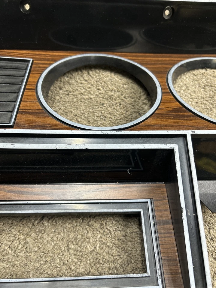 1981-1993 DODGE Ram D150 D250 Ramcharger панель отделки приборной панели без кондиционера - Изображение 3 из 4