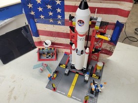 Lego City 3368 Space Center, 100%, minifigs, extras, retired, buggy, satellite