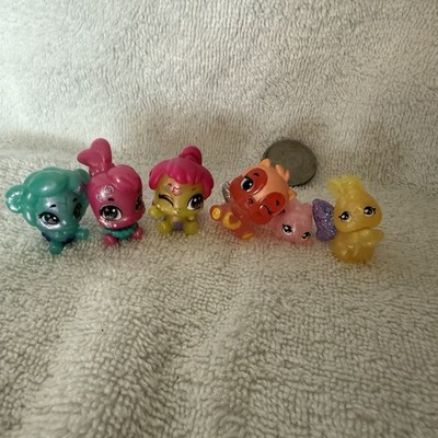 Hatchimals Colleggtibles Lot Of 6 Mini Figure Figurine Toy