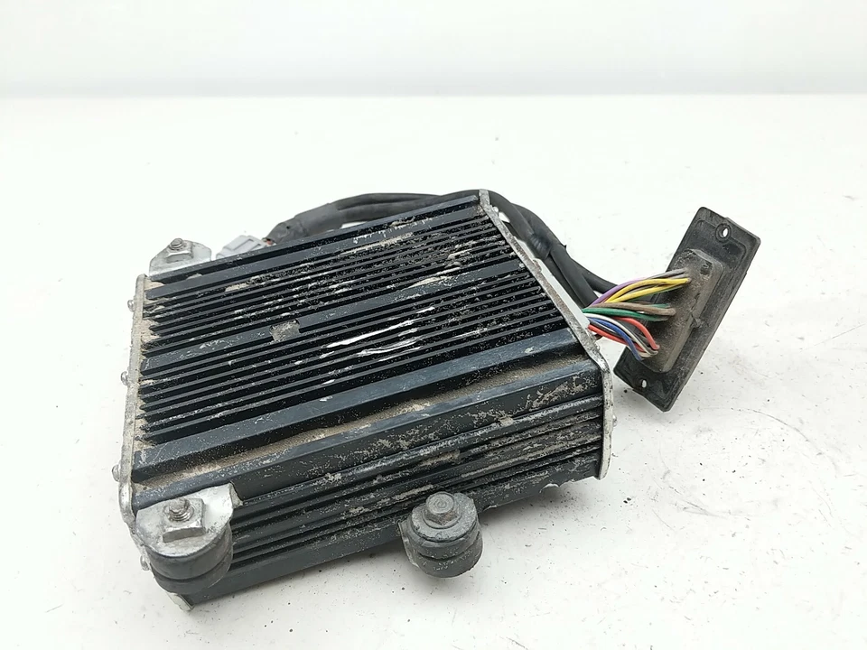 13 Honda Goldwing GL 1800 F6B аудио радио тюнер усилитель 39160-MCA-S41 - Изображение 3 из 4