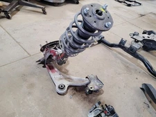 (LOCAL PICKUP ONLY) Passenger Front Knee Without Adaptive Suspension Fits 19-21 