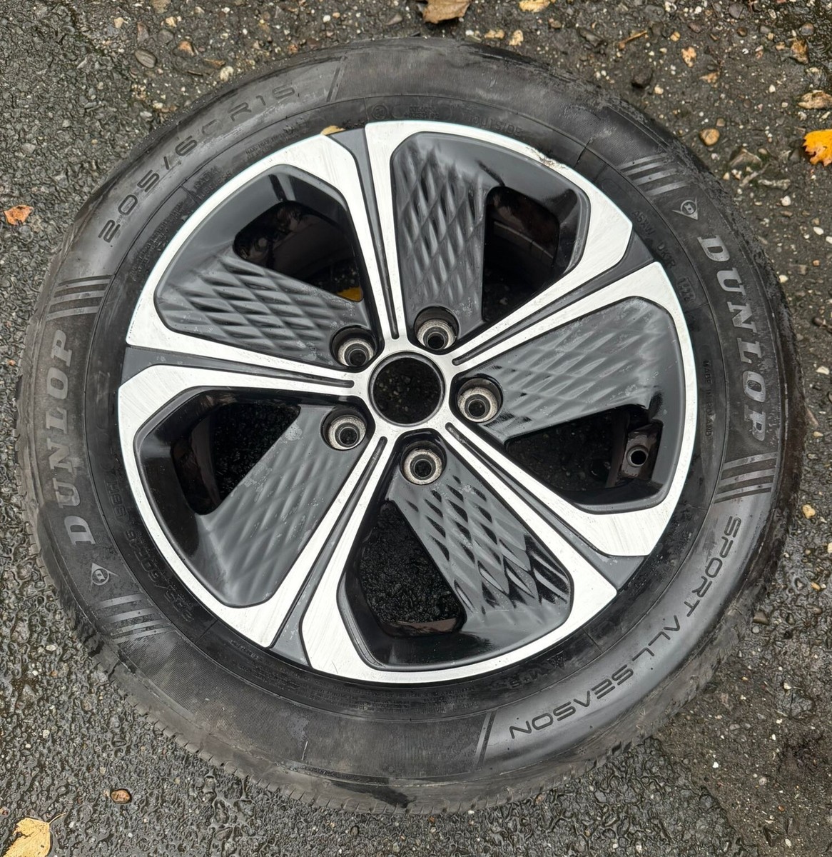 16 Inch Alloy Wheel 6.5Jx16 ET40 Rim 1x Kia Ceed Original 52910