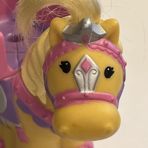 Fisher Price Horse Princess Medieval Castle Pink Purple Orig. Sold W/Sarah Lynn - Picture 2 of 8