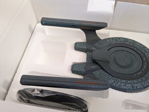 Star Trek USS Vancouver Lower Decks Model Eaglemoss Hero Collector - Picture 11 of 24