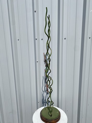 Vintage Hand Made Large Metal Painted Fish & Seaweed Sculpture Wood Base Heavy! - Picture 8 of 10