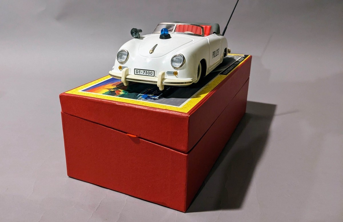 Schuco Distler Electromatic 7500 Porsche 356 Cabriolet Polizei