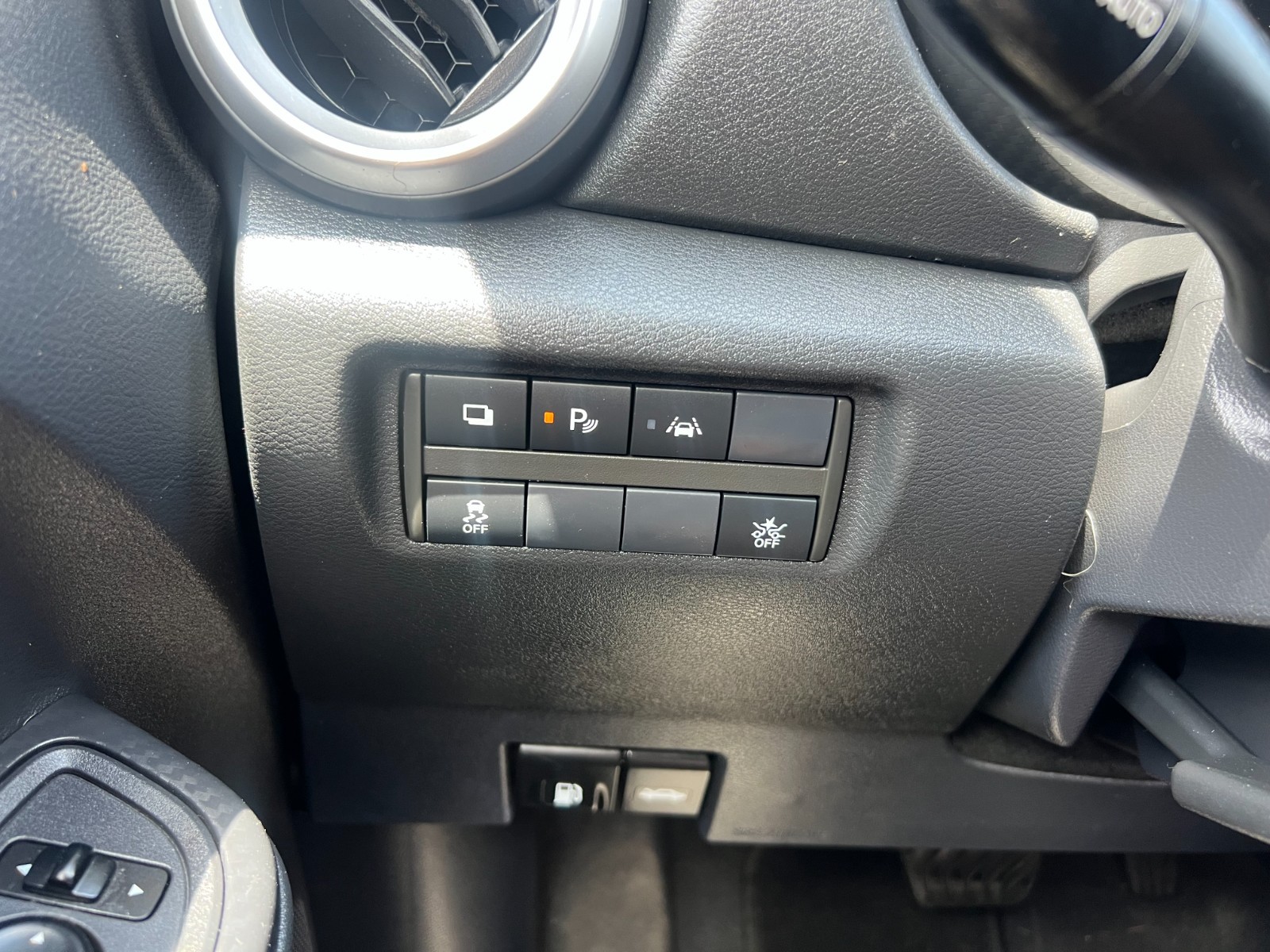 Nissan Versa - Image 28