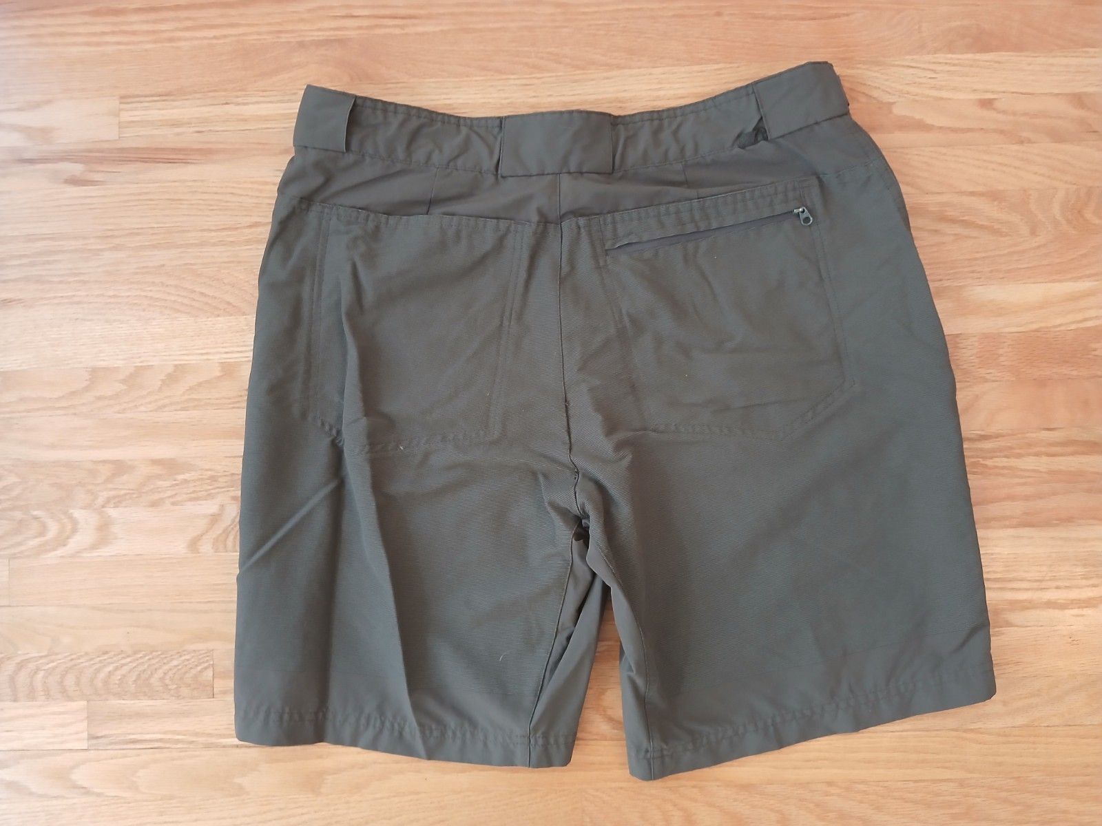 REI Co-Op Men’s 36 X 8 Belted Gray Tech Shorts Textured Nylon Spandex Hiking