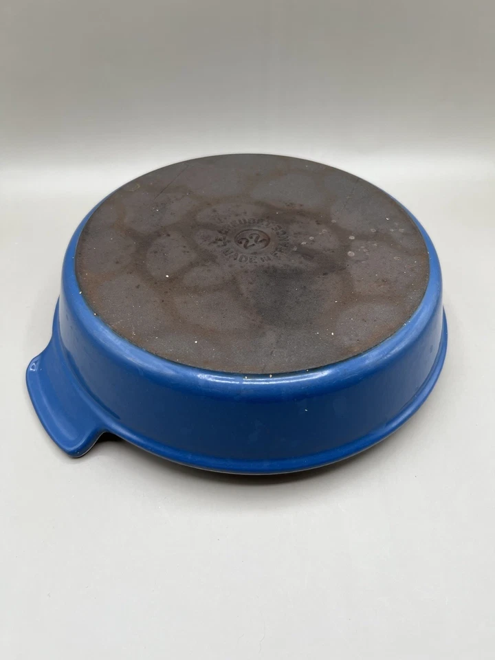 Cazuela vintage de hierro fundido esmaltado Le Creuset #22 Foto 2 de 2