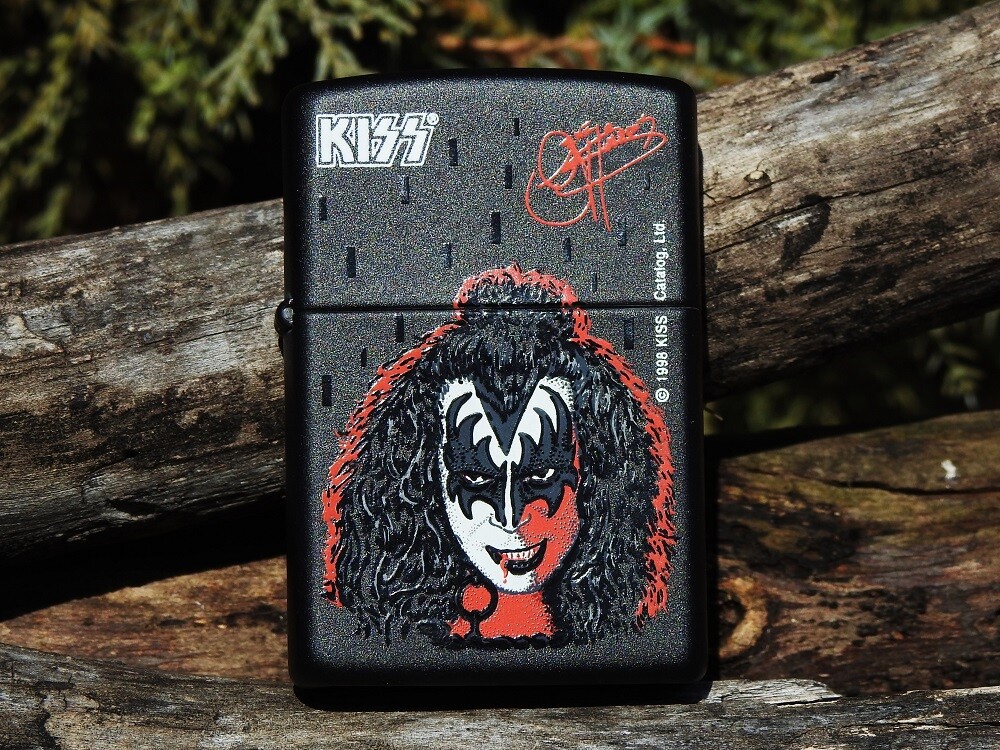 希少　Zippo ジッポー KISS キッス　Army ジーン・シモンズ 希少 Zippo ジッポー KISS キッス Army ジーン・シモンズ - メルカリ
