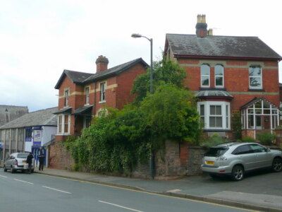 Photo 6x4 Two late-Victorian houses Ross-on-Wye The builders squeezed the c2008