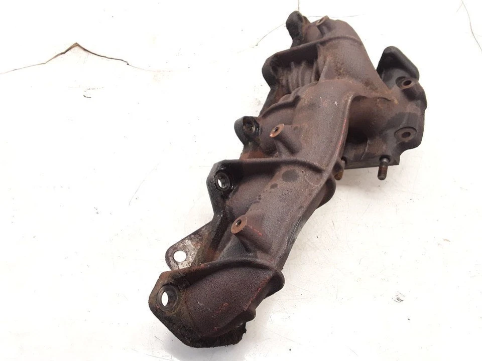 Alfa Romeo 166 2.4JTD 10V 110kW 2003 Diesel Abgaskrümmer Halterung 46796596 - Imagem 4 de 4