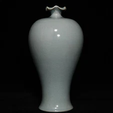 10.8" China old Song dynasty Porcelain ru kiln cyan glaze Flower mouth plum vase