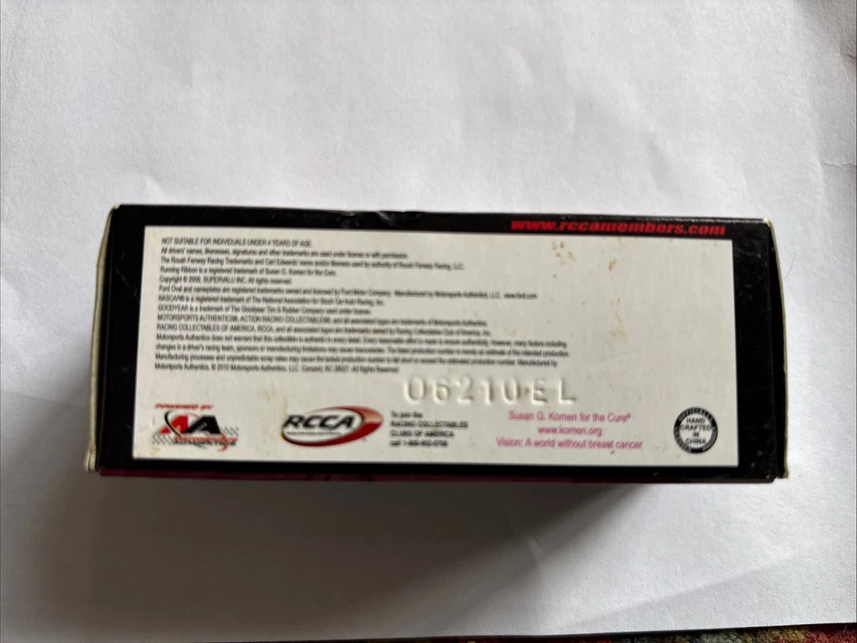 2009 Fusion Carl Edwarls 1/64 Save-A-Lot #60 Car NIB Susan G. Komen P600865SGCE - Image 4 of 4