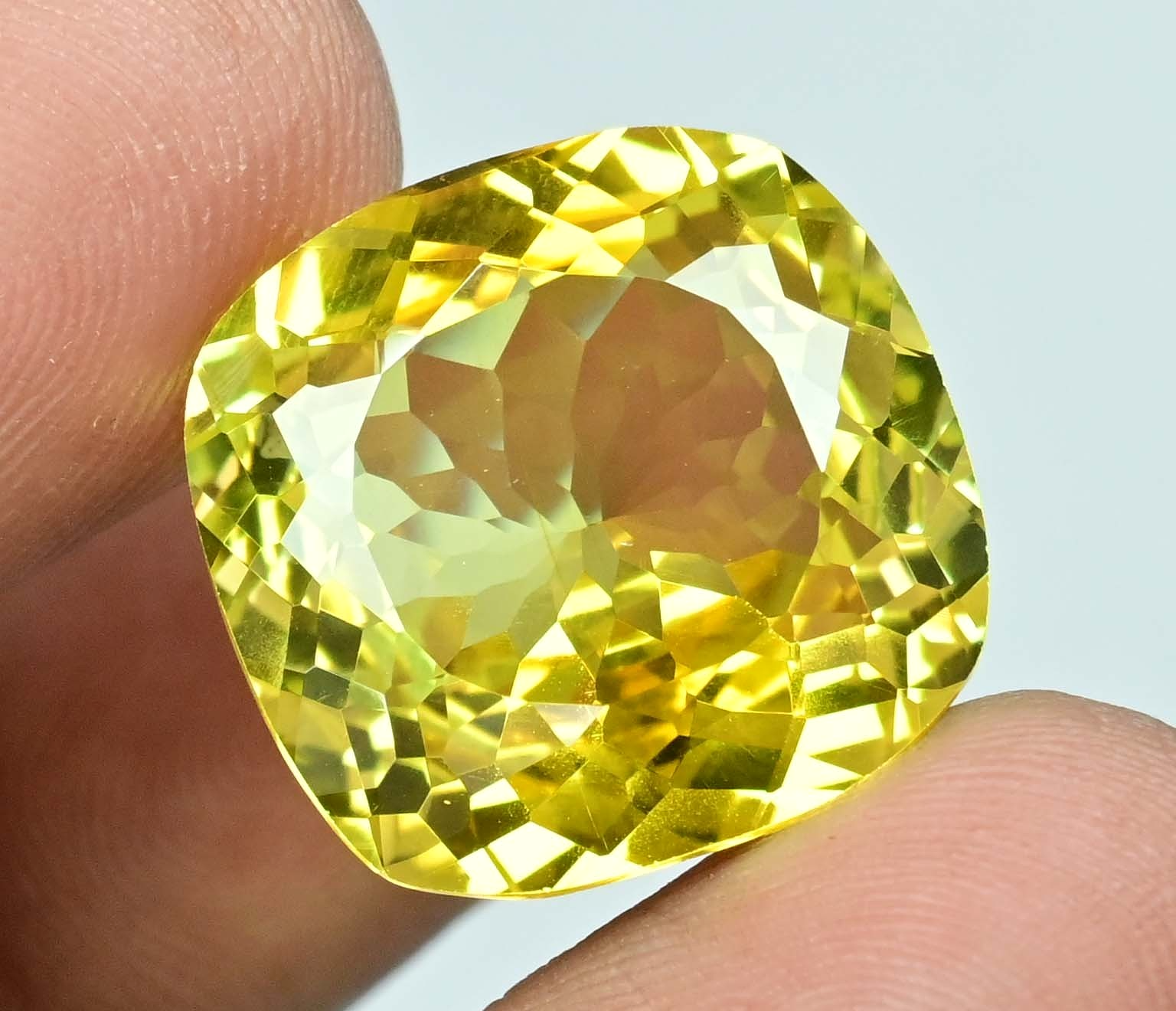 29.55 Ct Natural Ceylon Yellow Sapphire Flawless Certified Loose Gemstone