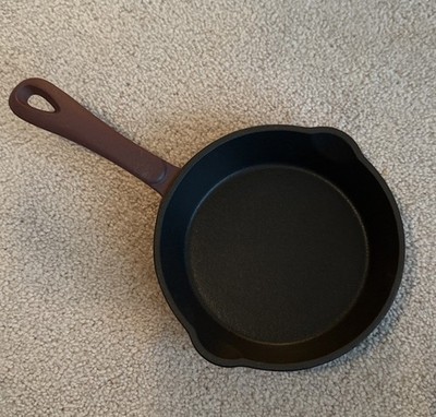 Maroon Cast Iron Skillet 5  