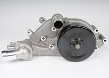 GENUINE VE COMMODORE CALAIS UPTO MY09.5 WATER PUMP & THERMOSTAT V8 6.0L GM NEW