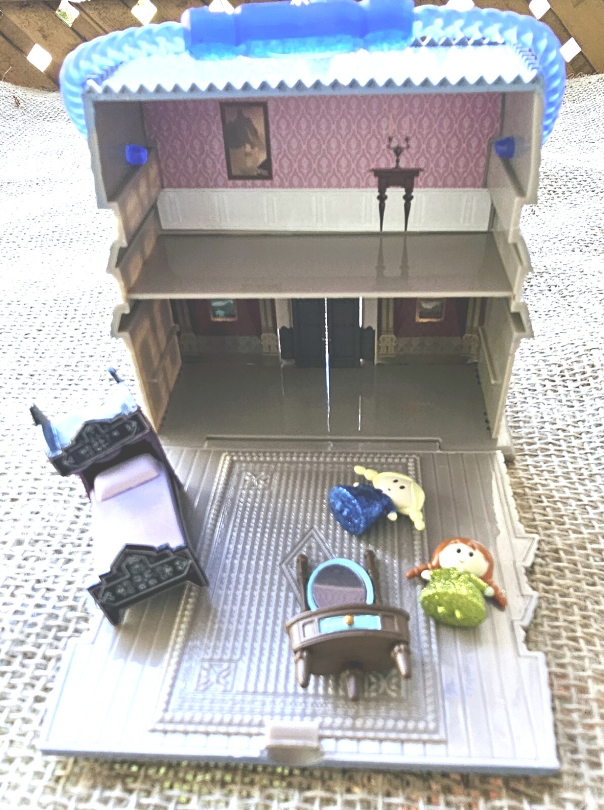 Picture 5 of 5