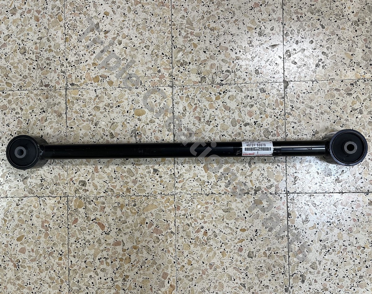 Toyota Genuine 4872060070 Arm Assy Lower Control RH Or LH 48720