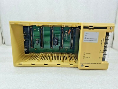 KOYO ELECTRONICS PROGRAMMABLE CONTROLLER E-01B-4130 RACK MIT NETZTEIL