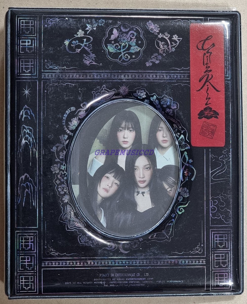 RED VELVET Chill Kill SMTOWN OFFICIAL MD GOODS MEMORY COLLECT BOOK