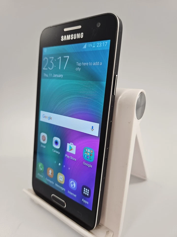 Samsung Galaxy A3 - Unlocked - Working (Cracked Back Glass), photo 4 of 5