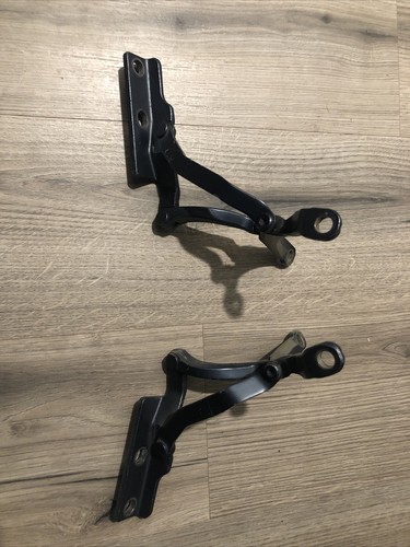2009 MINI COOPER S CONVERTIBLE REAR RIGHT & LEFT TRUNK LID HINGE SUPPORT OEM - Picture 2 of 8