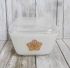Vintage Pyrex Butterfly Gold 501-B With Lid 501-C Refrigerator Dish 12 oz USA