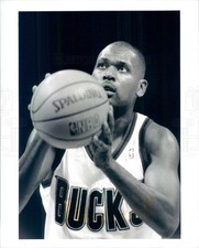 1995 Press Photo NBA Milwaukee Bucks Glenn Robinson - snb11133
