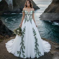 Bohemian Elegant White Ivory Wedding Dresses with Green Leaves A Line Gowns