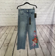 DG2 by Diane Gilman Size 0 Floral Embroidered Stretch Denim Jeans NWT
