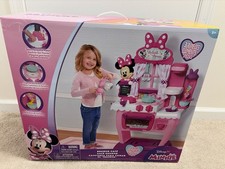 Minnie Mouse Kids Play Kitchen Set Brunch Caf , Lights Sounds, 31 Pieces
