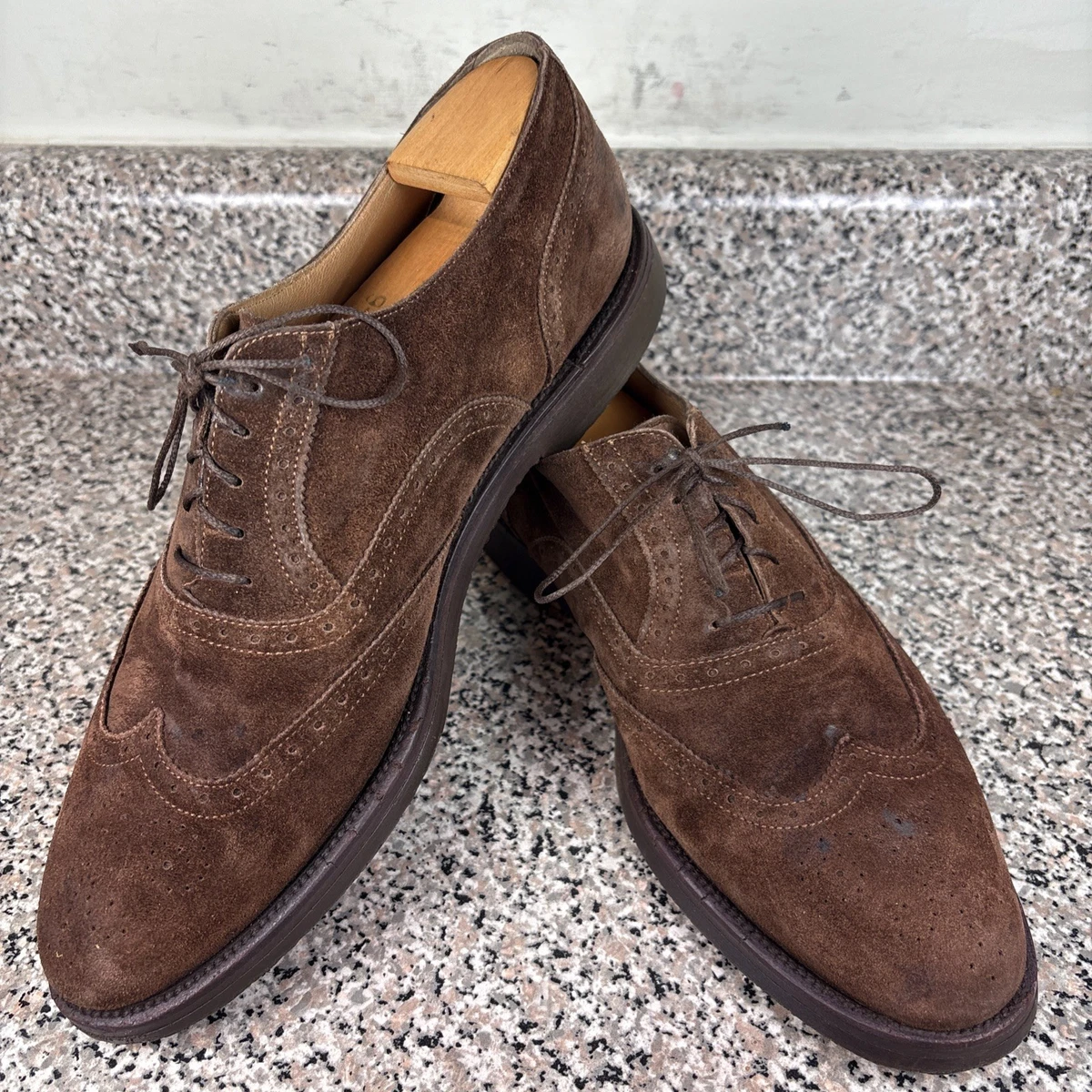 Men\'s Santoni, easy suede brogue wing tip, Oxford size 12 US made in Italy Santoni Wingtip Brogues Beige Suede Men Shoe Santoni Size 9  main image 3