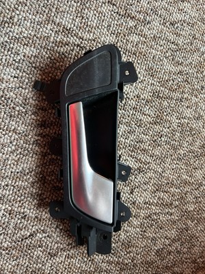 AUDI A4 DOOR HANDLE REAR RIGHT DRIVER SIDE OFFSIDE 8K0839020 B8 8K 2010