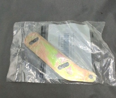 BRP Ski-Doo Upper Hinge Grand Formula Summit Skandic MXZ 440 500 517261100