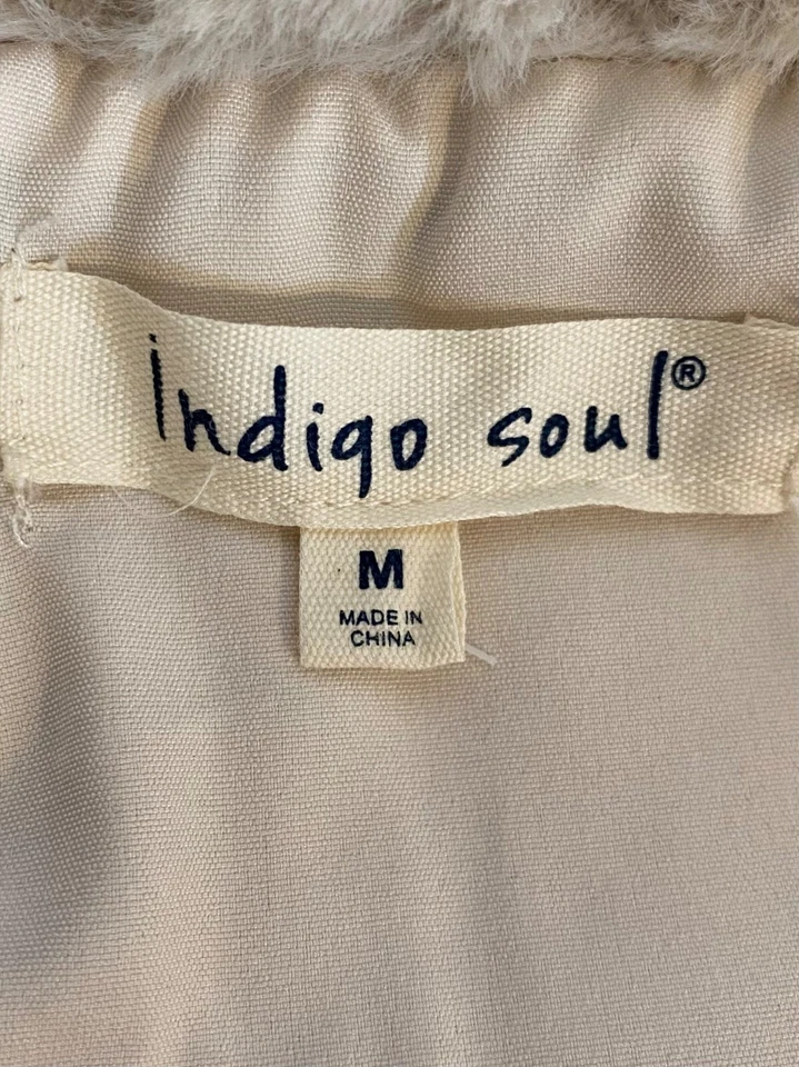 Indigo Soul 人造毛皮背心 M 米色无袖夹克钩闭合嬉皮垃圾 — 第 3/4 张图片