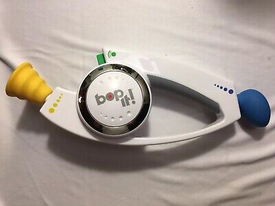 Hasbro Bop It 2008 Electronic Game Pull Twist Shout White Handheld Toy WORKS! | eBay