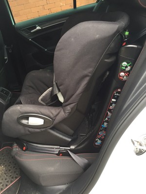 maxi cosi turning car seat
